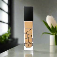 NARS Natural Radiant Longwear Foundation # Medium 3 Stromboli 30Ml.